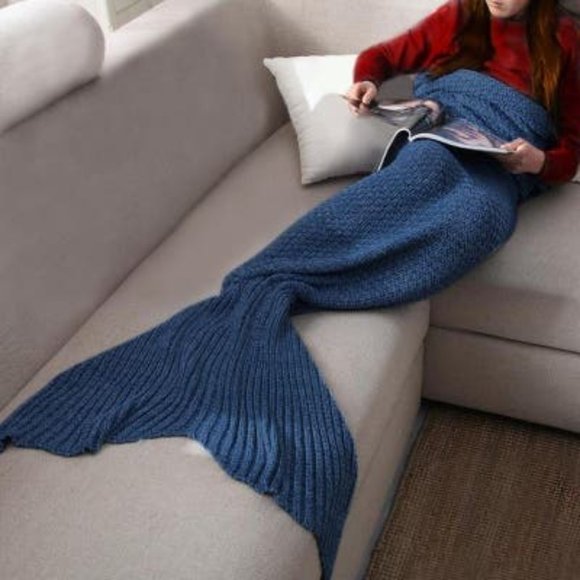 Mermaid Tail Blanket Blue Knit With Multicolors 79" - Picture 5 of 5